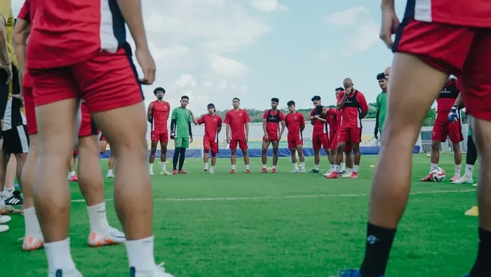 PSM Makassar menggelar latihan di Stadion Gelora BJ Habibie, Parepare jelang Super League 2025/2026.