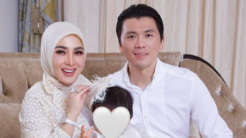 Perayaan Ulang Tahun Syahrini dan Putri di Indonesia