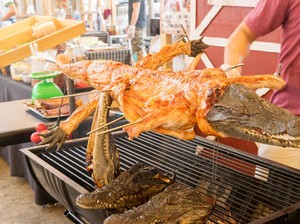5 Daging Ekstrem yang Disebut Enak, Ular Piton hingga Buaya