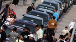 Aksi Pegulat Mesir Tarik 20 Mobil demi Rekor Dunia