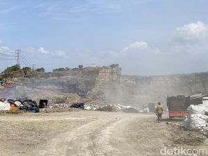 Melihat Lautan Sampah di Balik Kemegahan Brown Canyon Semarang