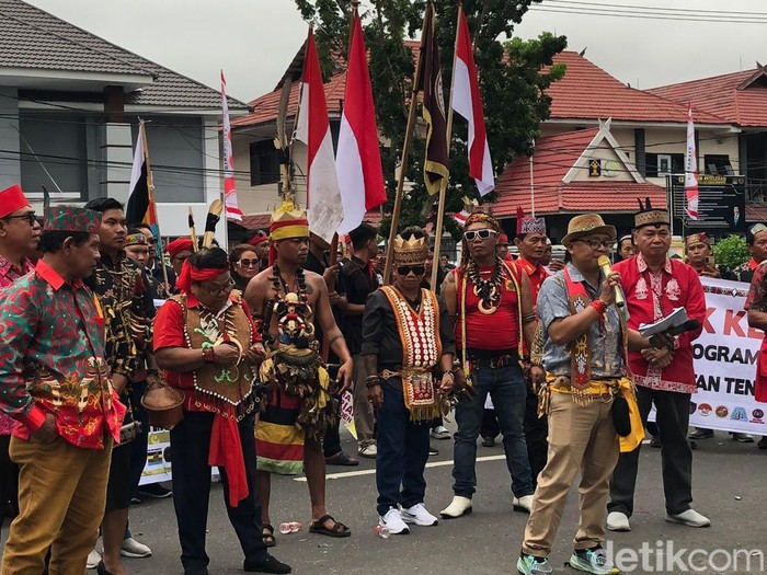 Aliansi Dayak Bersatu tolak transmigrasi di Kalimantan Tengah.