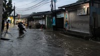 Banjir Rendam 5 Perumahan di Bekasi, Tinggi Air Capai 1 Meter