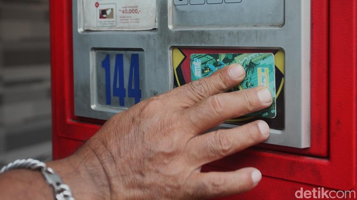 Bayar Parkir Online Bakal Terus Diperluas Pemprov DKI terus perluas sistem parkir elektronik di Jakarta. Langkah ini untuk cegah pungli dan optimalkan penerimaan daerah dari retribusi parkir.