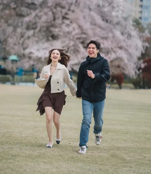 El Rumi dan Syifa Hadju