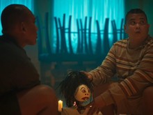 First Look Film Tiba-Tiba Setan, Lolox dan Oky Rengga Main Jelangkung First Look Film Tiba-Tiba Setan, Lolox dan Oky Rengga Main Jelangkung