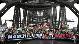 Jembatan Sydney Dikuasai Aksi Pro Palestina Terbesar Australia
