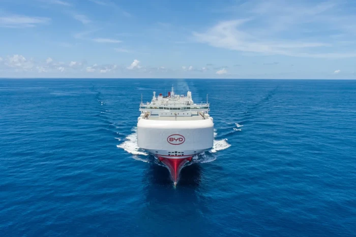 Kapal BYD Zhengzhou Pengangkut Ribuan Mobil Listrik