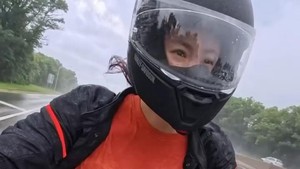 Gak pernah ngebayangin bisa touring jarak jauh jelang tujuh bulan kehamilan, kata aktris pemeran Sweet Home itu. (Foto: dok. Instagram @leesiyoung38)