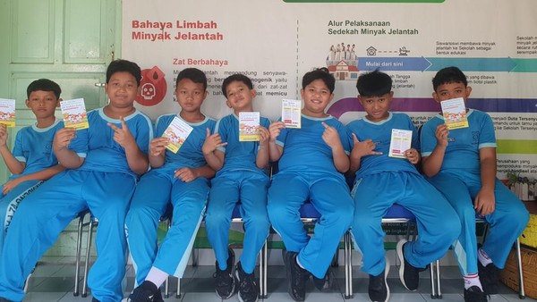 Momen Cek Kesehatan Gratis di SDN Cideng 02 Pagi, Dipantau Mendikdasmen