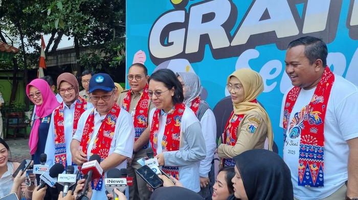 Mendikdasmen dalam Kick-Off Cek Kesehatan Gratis (CKG) di SDN Cideng 02 Pagi, Gambir, Jakarta Pusat, Senin (4/8/2025).