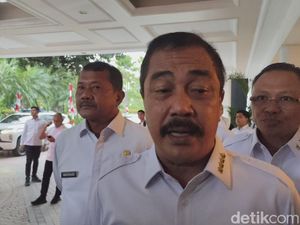 Video: Menteri Imipas Pastikan Riza Chalid Masih di Malaysia