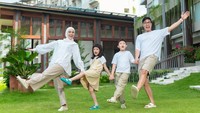 Nycta Gina dikaruniai dua orang setelah 10 tahun menikah dengan Rizky Kinos. (Foto: dok Instagram missnyctagina)