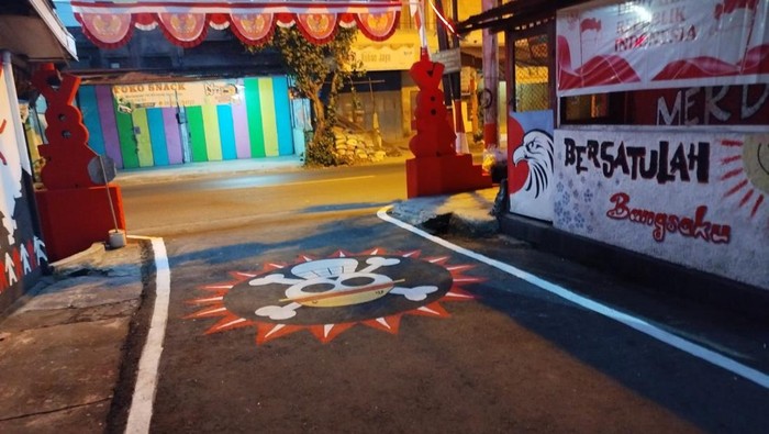 Mural One Piece di Kampung Sewu, Jebres, Kota Solo, sebelum dihapus. Foto diunggah Senin (4/8/2025).
