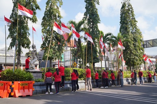 Gianyar Dihias Ribuan Bendera, Penataan Estetik Hiasi Jalan Protokol