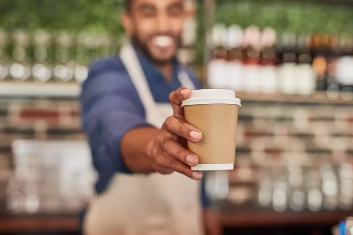 Pesan Latte pakai Susu Bebas Laktosa, Pria Ini Kecewa Ditagih Ekstra
