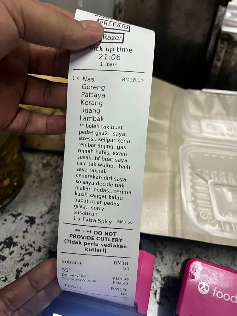 Ngakak tapi Haru! Wanita Pesan Nasi Goreng Pedas buat Redakan Emosi
