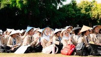 Maba diajak mengimplementasikan ide mereka secara langsung di berbagai kelurahan di DIY. Belajar langsung dari realitas sosial! Foto: Dok UGM
