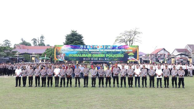 Polda Riau menggandeng Cipayung Plus dan mahasiswa se-Provinsi Riau menjadi agen 'Green Policing', Senin (4/8/2025).