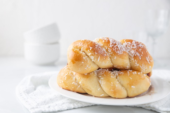 Roti gambang dan roti kelapa Roti gambang dan roti kelapa