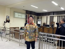 Hakim Tunda Sidang Vonis Penyuap Eks Walkot Semarang Mbak Ita