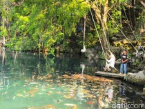 Menyusuri Pesona Jernihnya Air di Telaga Biru Cicerem Kuningan