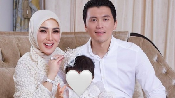 7 Artis Indonesia yang Sembunyikan Wajah Anak di Medsos, Jaga Privasi