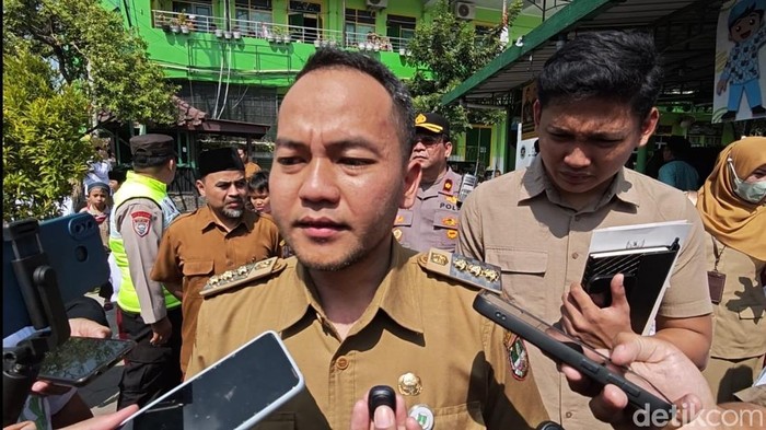 Wali Kota Solo ditemui di dapur SPPG Laweyan, Senin (4/8/2025).