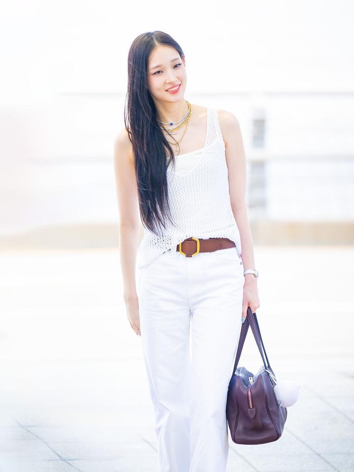 Penampilan Annie Moon ALLDAY PROJECT sebelum terbang ke Los Angeles untuk tampil di KCON LA 2025.