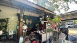 Di Stasiun Tebet Ada Bakmi Godog Ayam Kampung yang Gurih Nikmat