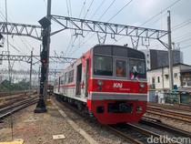 KRL Tanah Abang-Parung Panjang Sempat Terganggu karena Pintu, Kini Normal
