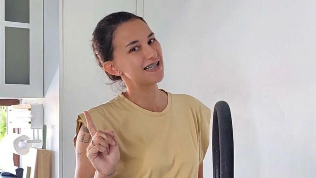 Alasan Dahlia Poland Belum Mau Balik Main Sinetron