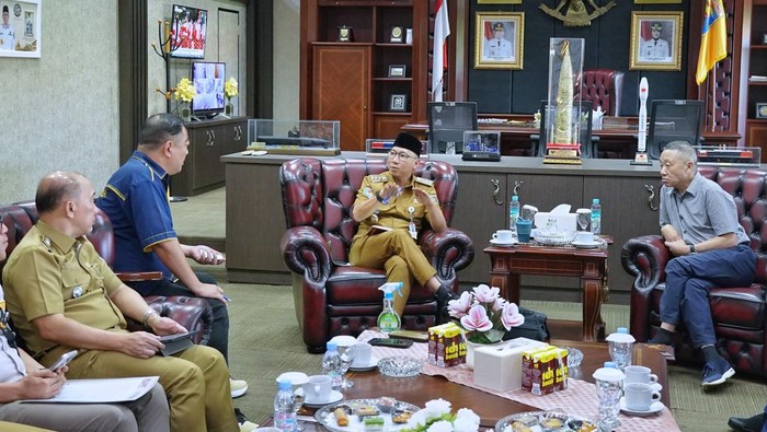 Gubernur Lampung Rahmat Mirzani Djausal