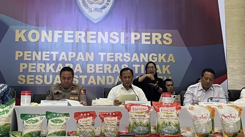 Konferensi pers kasus beras oplosan (Rumondang/detikcom)
