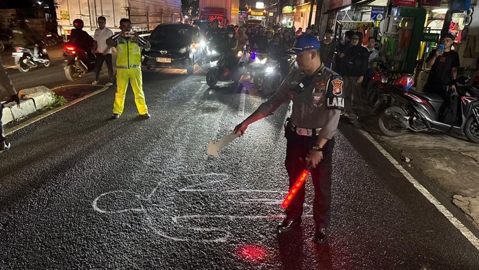 Lokasi Pemotor Tewas Tertabrak Mobil di Jl Raya Bogor Depok