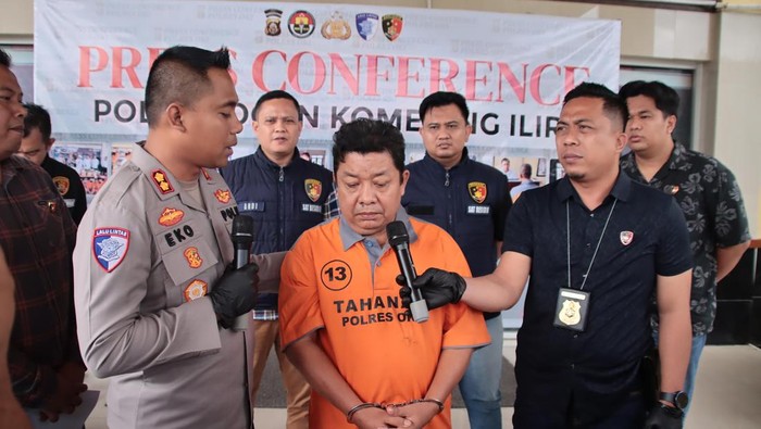 Mantan kades di Kabupaten OKI ditangkap setelah melakukan korupsi dana desa.