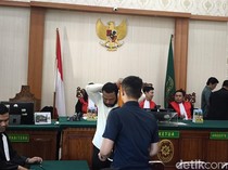 Tikam Parwata hingga Tewas-Miliki Sajam, Mas Pras Divonis 18 Tahun Bui