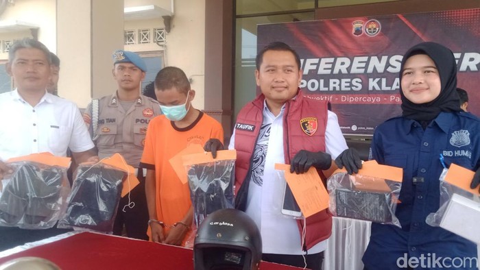 Rilis pers kasus pencurian iPhone yang dilakukan pemuda asal Sleman, DI Yogyakarta, di Mapolres Klaten, Selasa (5/8/2025).