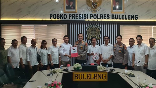 Pengurus DPC PSI Buleleng baru berkunjung ke Polres Buleleng untuk menjalin silaturahim, Selasa (5/8/2025).