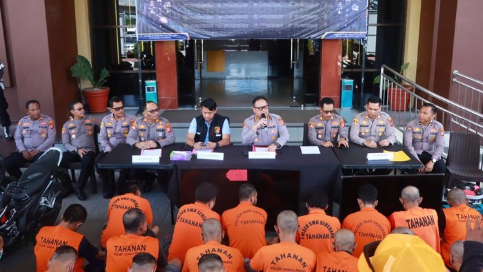 Polresta Samarinda berhasil mengungkap 47 tersangka kasus pencurian selama bulan Juli 2025.
