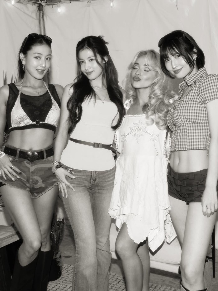 Sabrina Carpenter & TWICE Sabrina Carpenter & TWICE di Lollapalooza 2025.