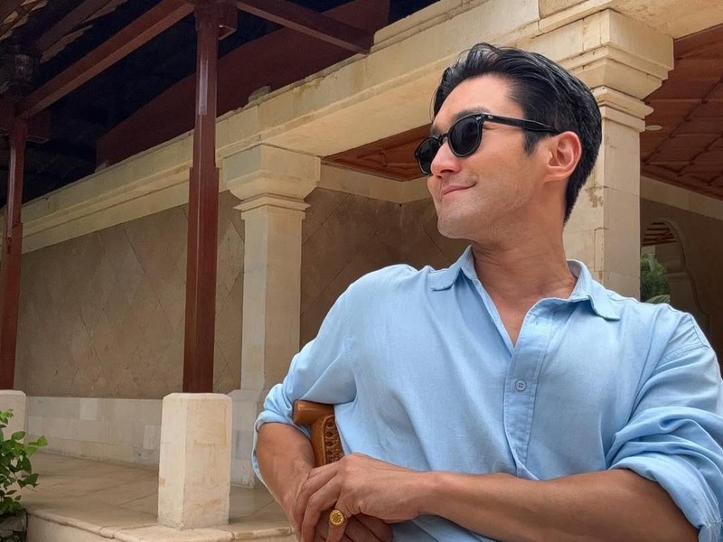 Siwon tengah menikmati liburan di Bali. (Instagram @siwonchoi)