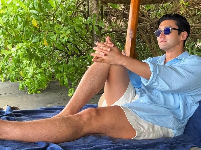 Siwon tengah menikmati liburan di Bali. (Instagram @siwonchoi)