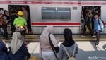 Suasana Manggarai Kembali Normal Usai Kereta Anjlok