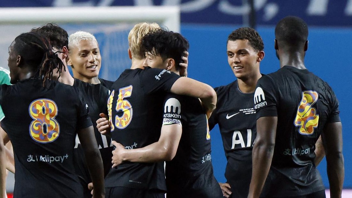 Tottenham Hotspur susah juara di era Daniel Levy (REUTERS/KIM SOO-HYEON)