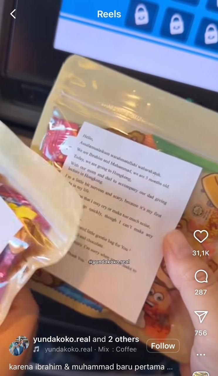 Ustaz Dennis Lim Bagi-Bagi Cokelat di Pesawat, Ternyata Alasannya Mulia