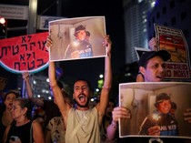Warga Israel Turun ke Jalan Bela Gaza dan Kecam Perang