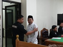 Sengsara Eks Kepala Perpus UIN Makassar Dalam Tahanan gegara Kasus Uang Palsu