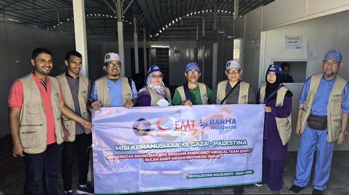 Dokter UB Malang saat di Gaza