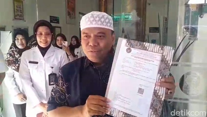 Gus Nur datangi Kantor Bapas Malang.